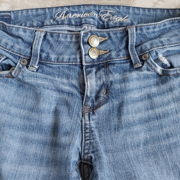 AEO Low Rise Ankle Cropped Jeans - Picture 5 of 12